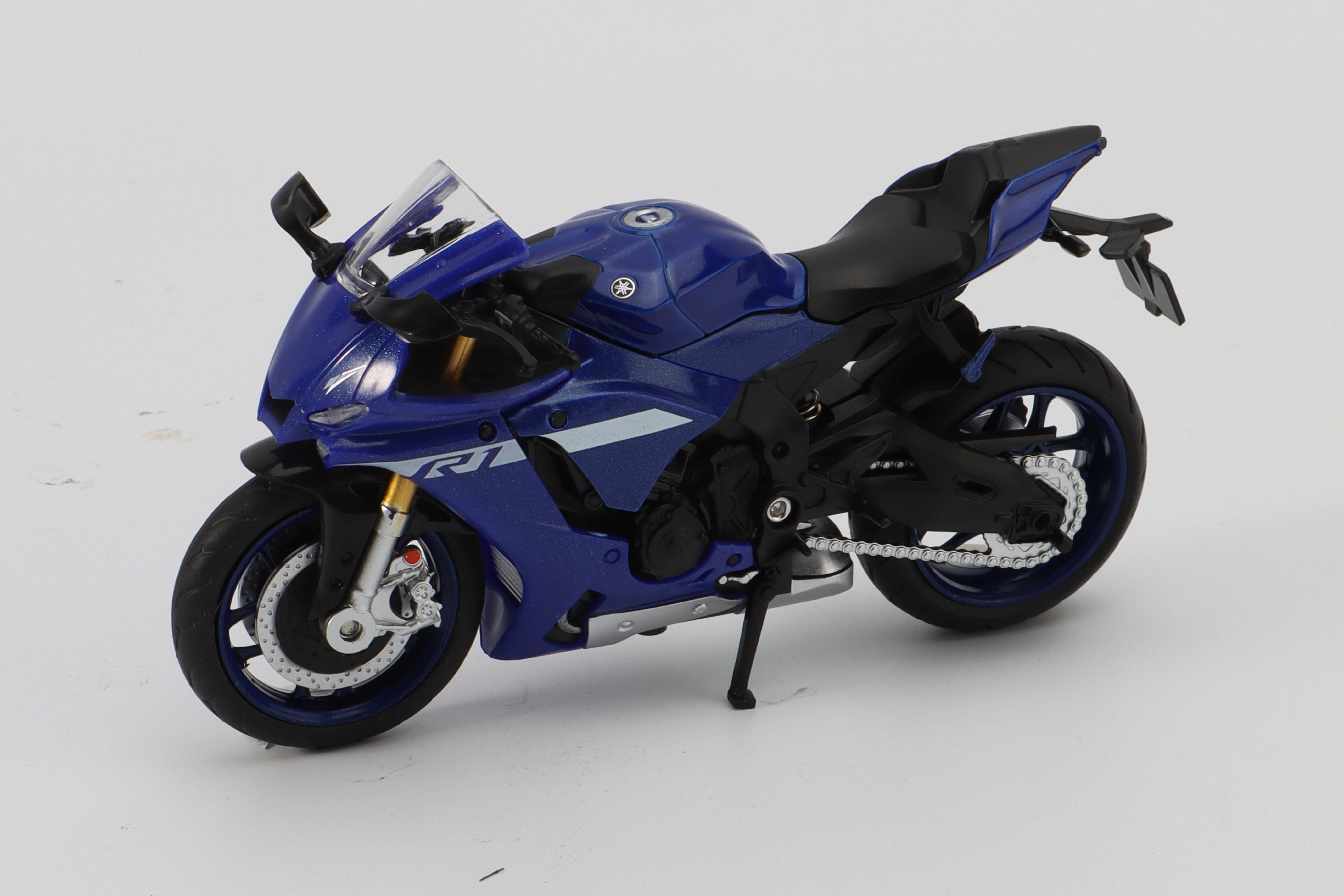 1: 18 Motorcycle 2022 YAMAHA YZF-R1